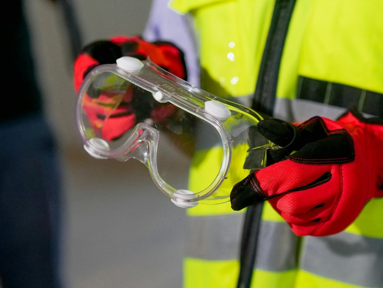 Toko safety terdekat Bekasi