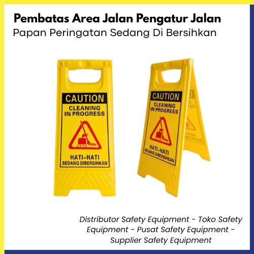 Papan Sedang Di Bersihkan